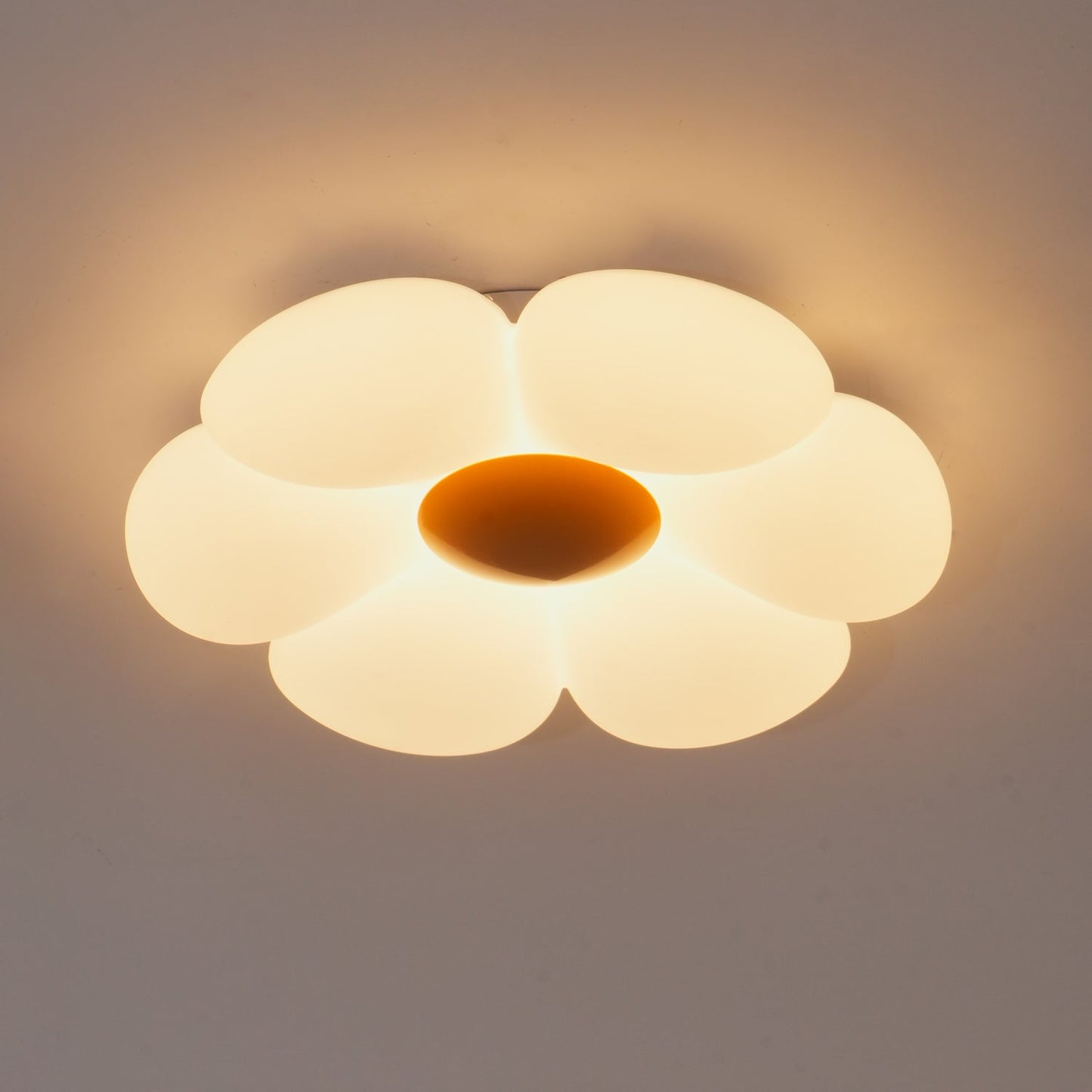 Kaledrin | Bloemmotief silhouet bloeiende opbouw plafondlamp