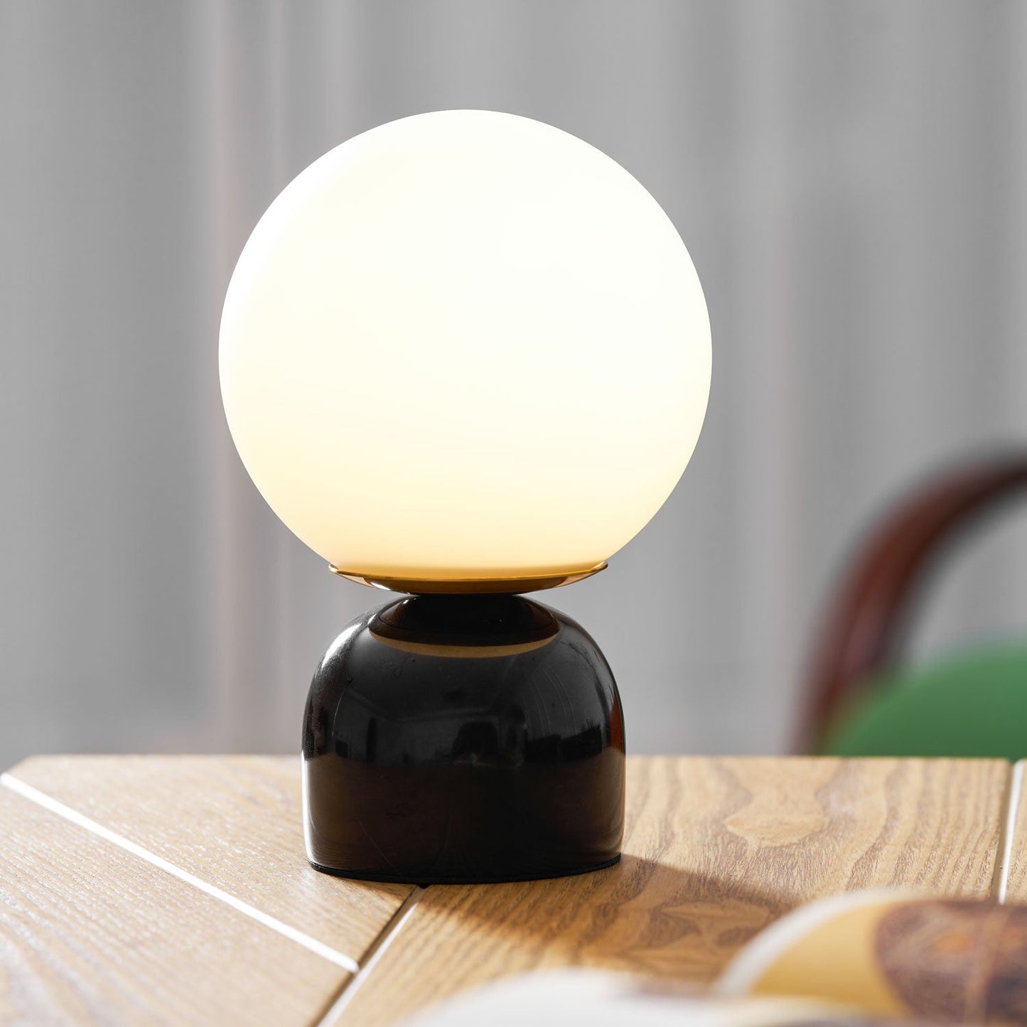 Kendroct | Minimalistische Lichtgevende Bol Accent Tafellamp
