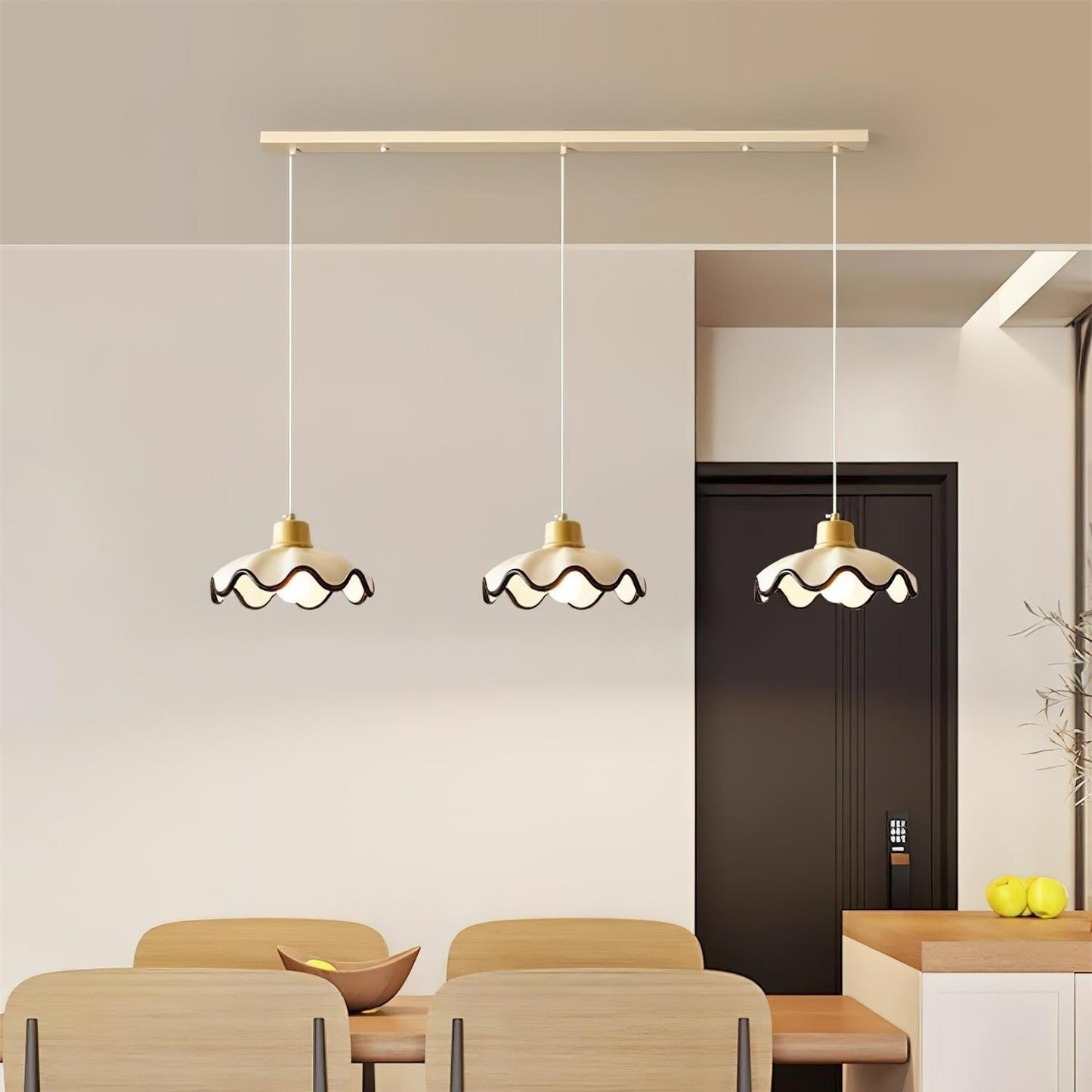 Lythir | Geplooide Schelp Silhouet Gearticuleerde Hars Hanglamp