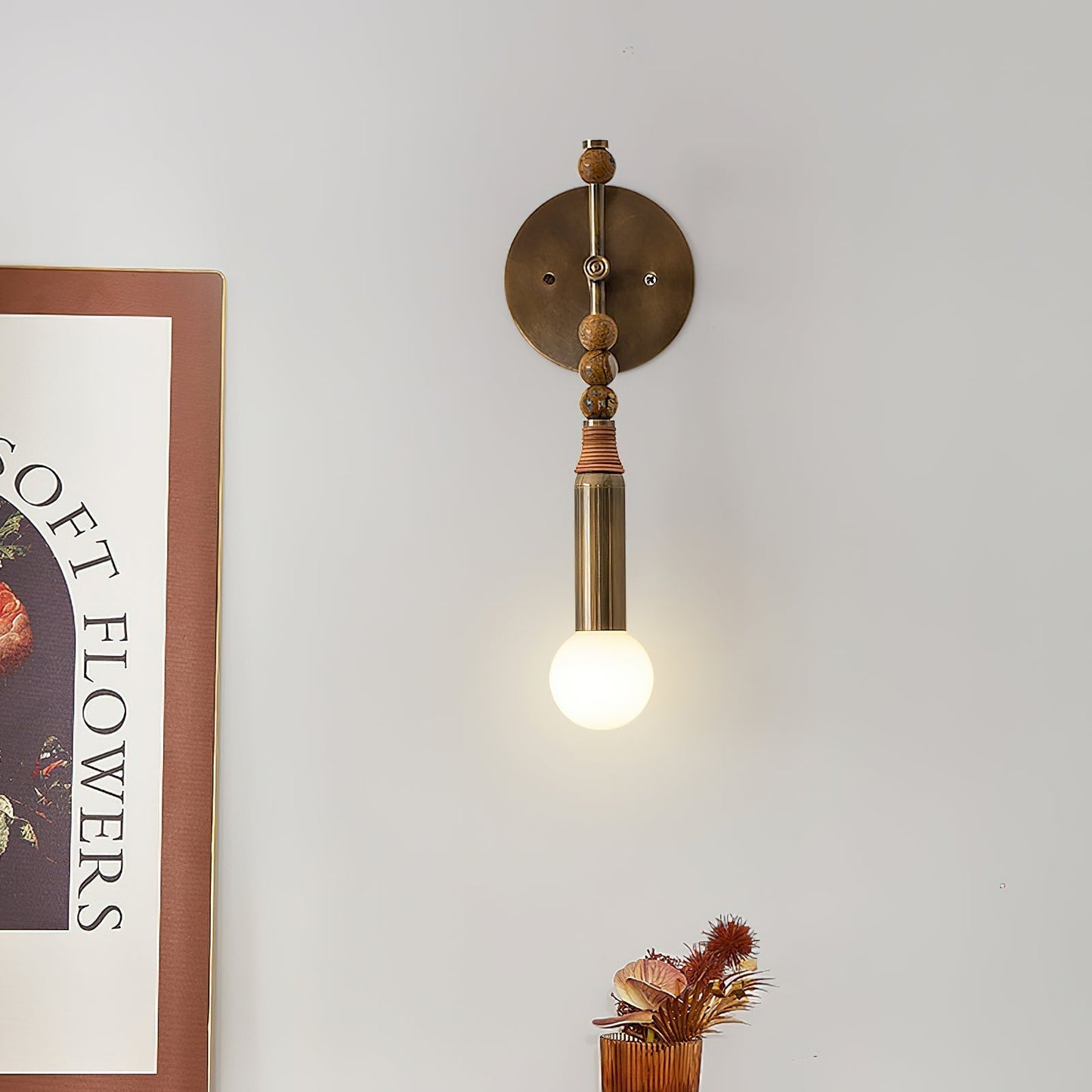 Mirathen | Sculpturale geperforeerde marmeren wandlamp
