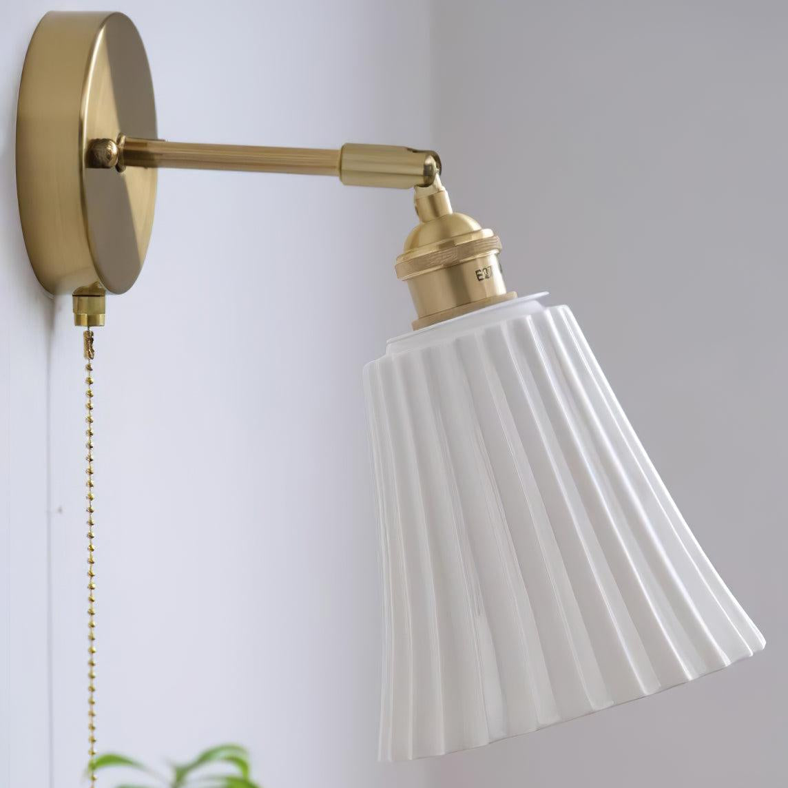 Aethole | Handgemaakte Keramische Vintage Messing Geprofileerde Wandlamp
