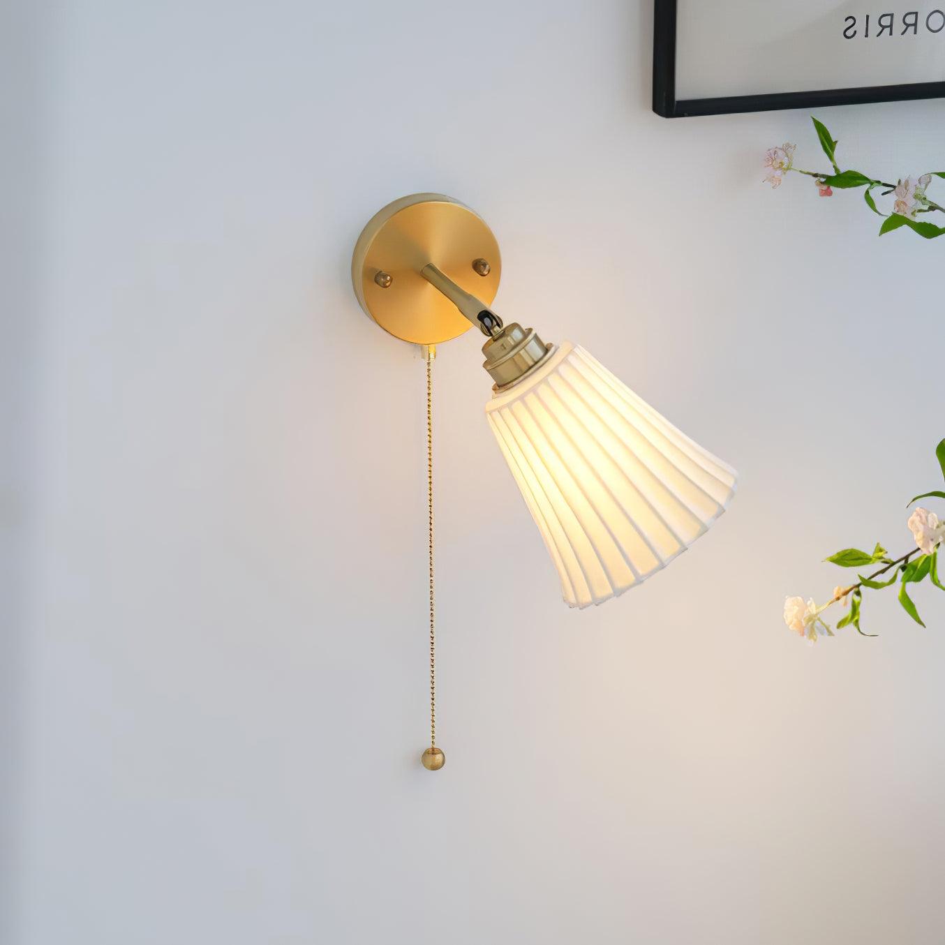 Aethole | Handgemaakte Keramische Vintage Messing Geprofileerde Wandlamp