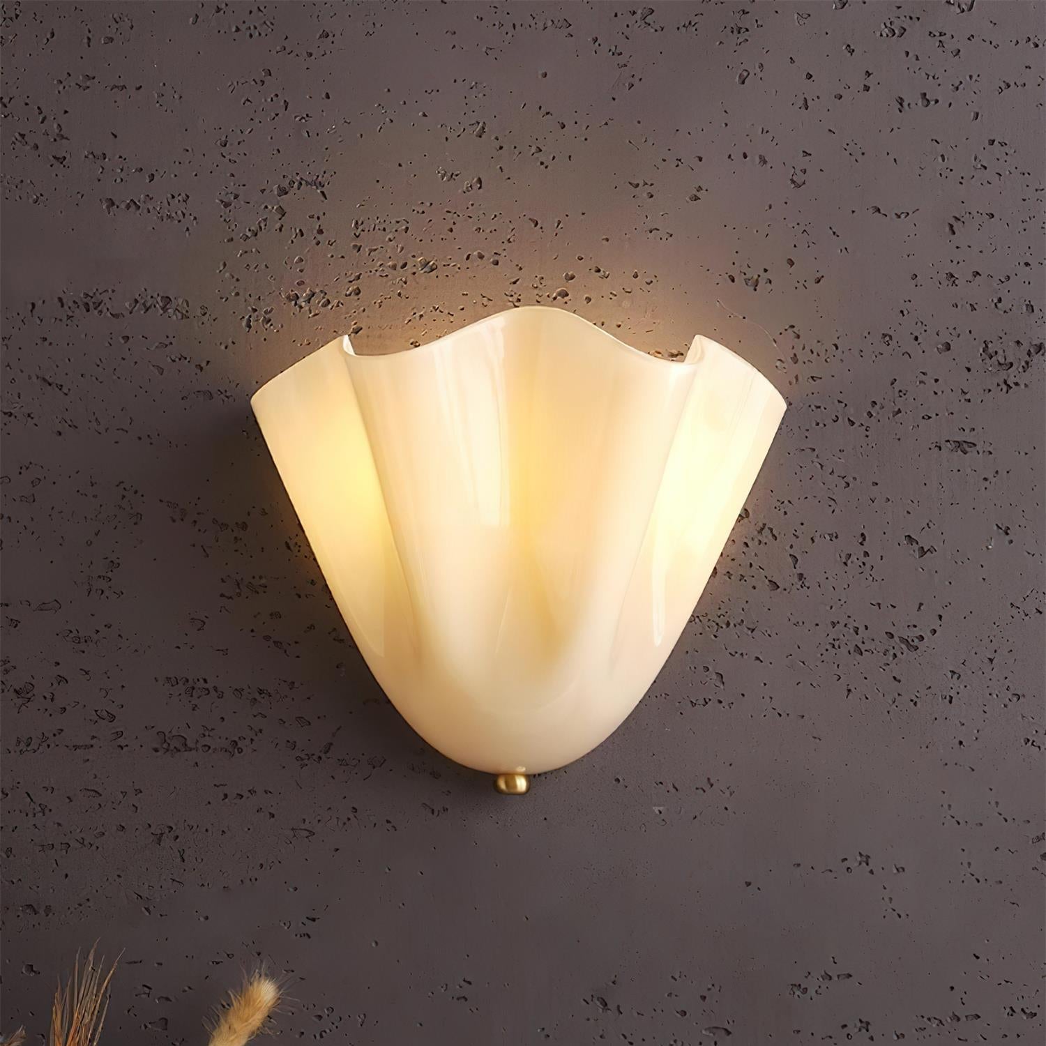 Nivalis | Verfijnde Alabaster Silhouet Wandlamp