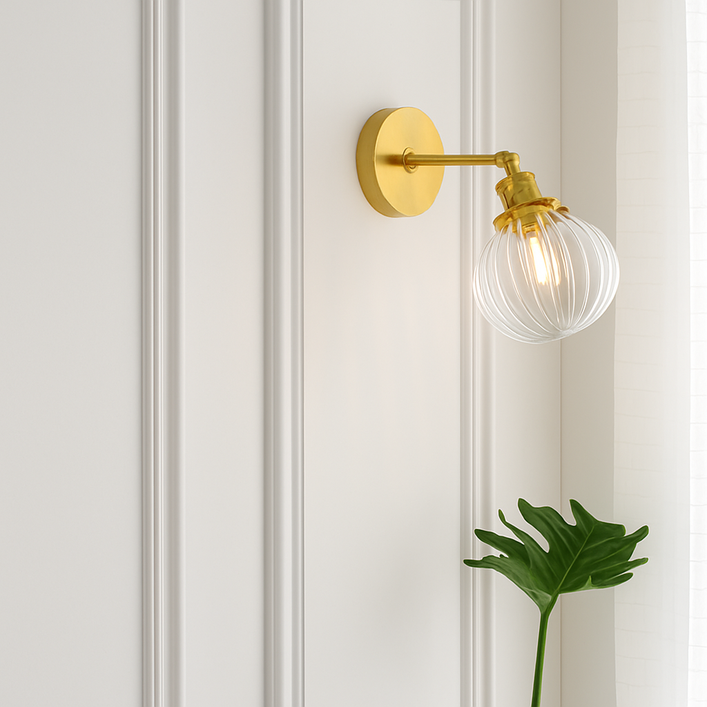 Zyrandis| Moderne Metalen Arm Glazen Kap Wandlamparmatuur