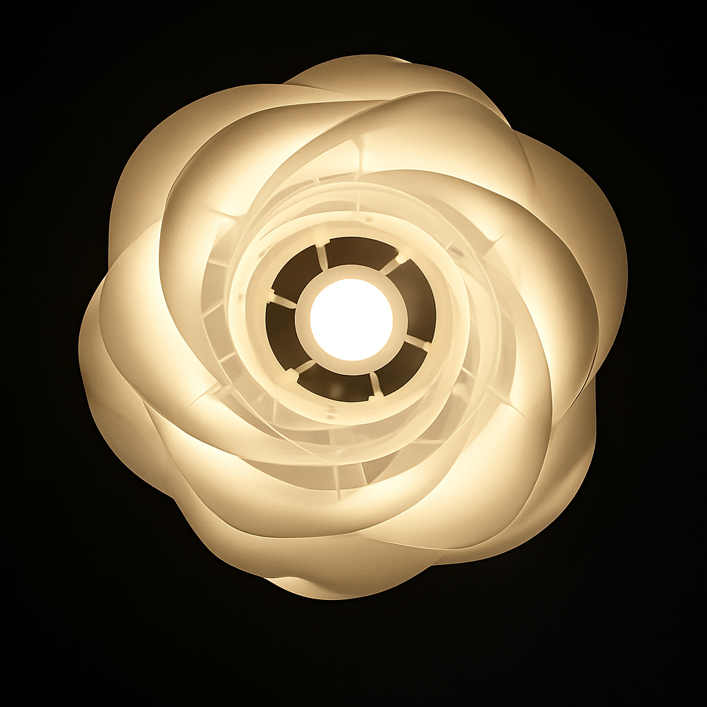 Merivold | Bloemblad silhouet hanglamp