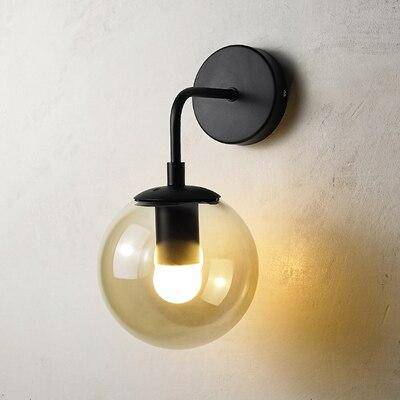 Kymberis | Minimalistische bolvormige architectonische wandlamp