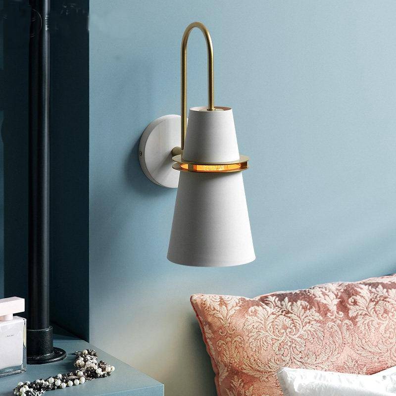 Kelvrist| Afgeronde Mid Century Retro Metalen Wandlamp